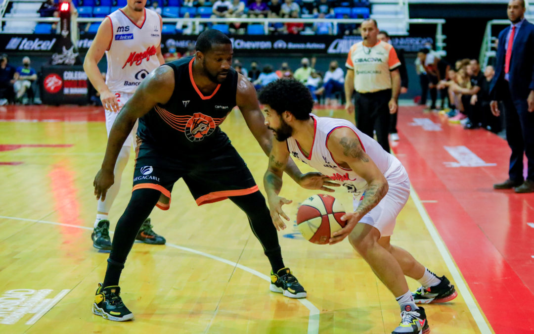 Venados Basketball divide serie en casa