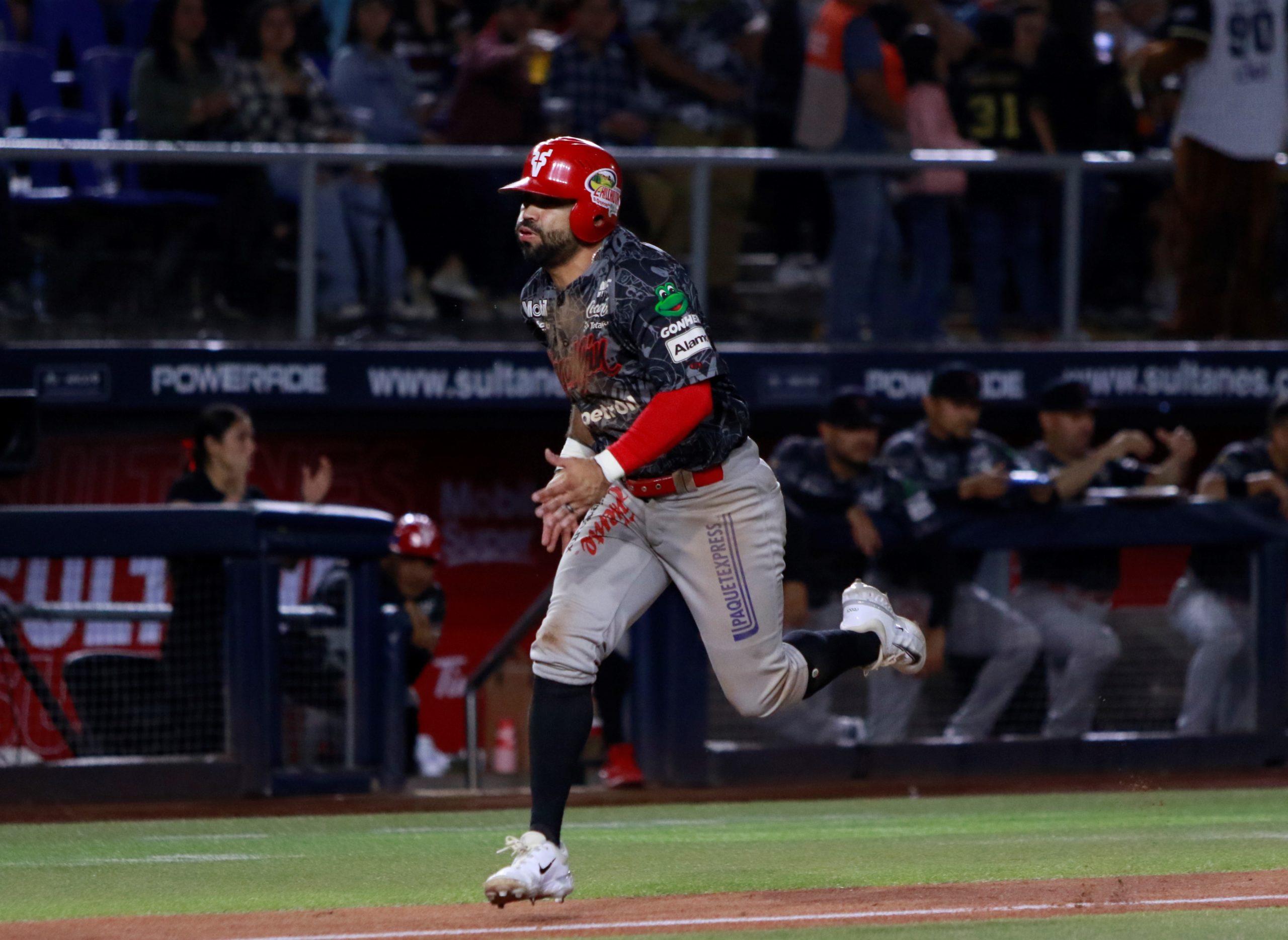 Venados de Mazatlán amarra la serie en el Palacio Sultán y llega a cinco victorias consecutivas