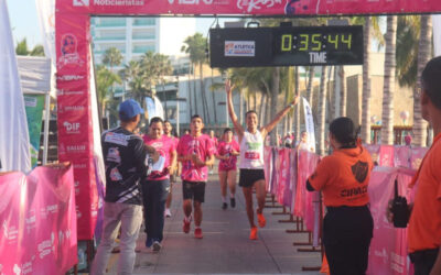 Atletas mazatlecos, listos para el Gran Maratón y Triatlón Pacífico Mazatlán 2023