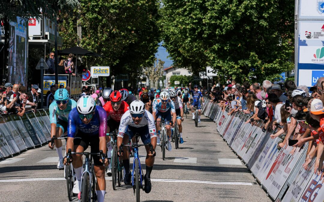 Mexicanos continúan escribiendo sus nombres en la historia del ciclismo europeo