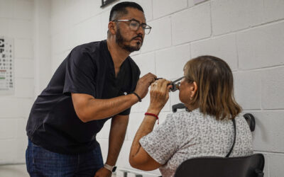 Programa Social Venados Vizsla cierran el verano con jornada de salud visual