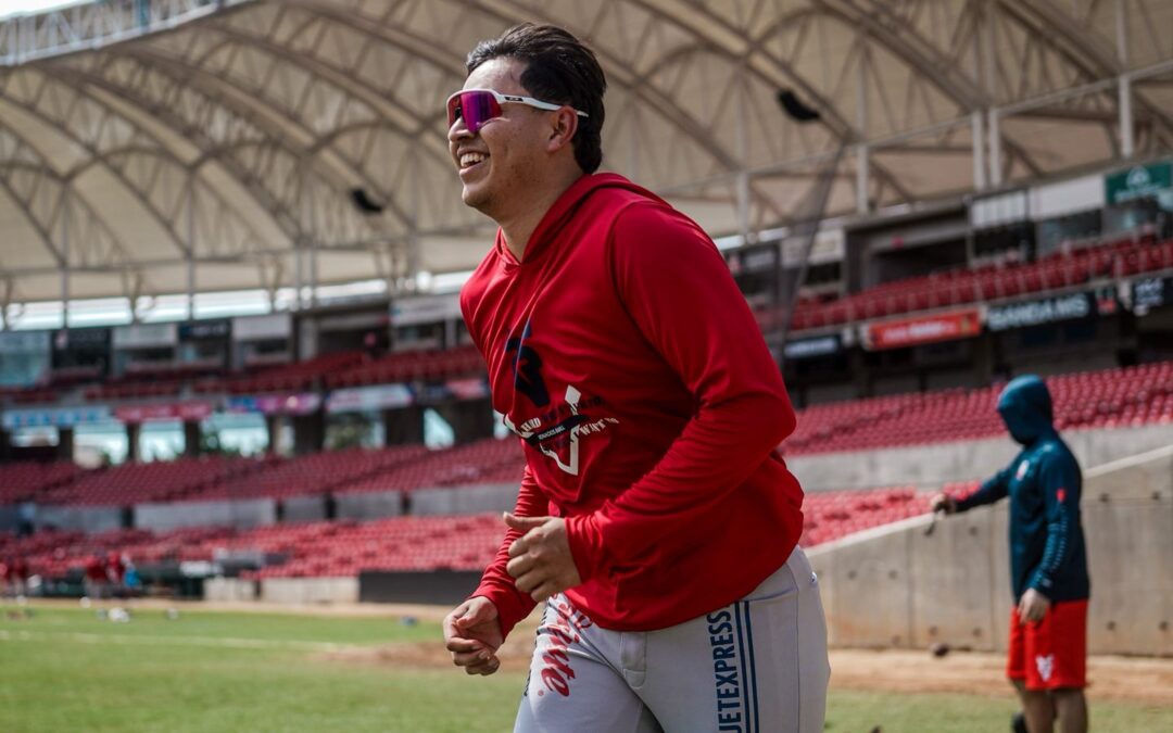 Jesús Ríos, pítcher mazatleco que brilla en Kansas City, se suma a Venados
