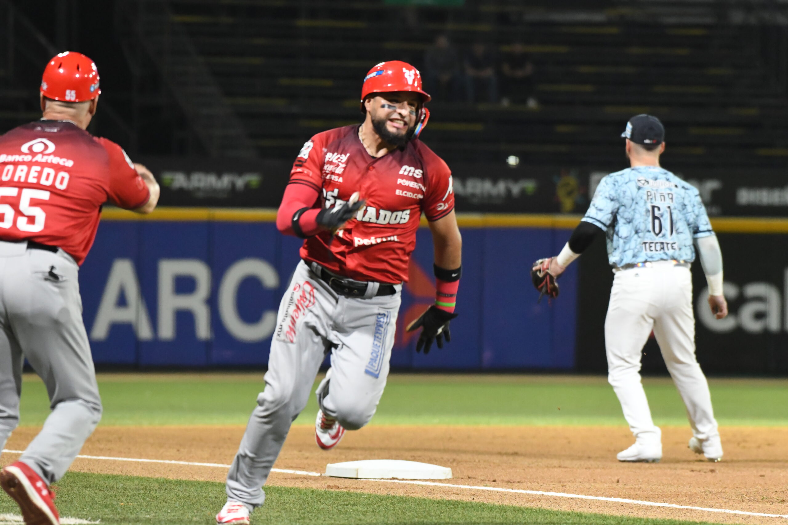 Venados de Mazatlán se impone en Guasave con cinco carreras en el décimo inning