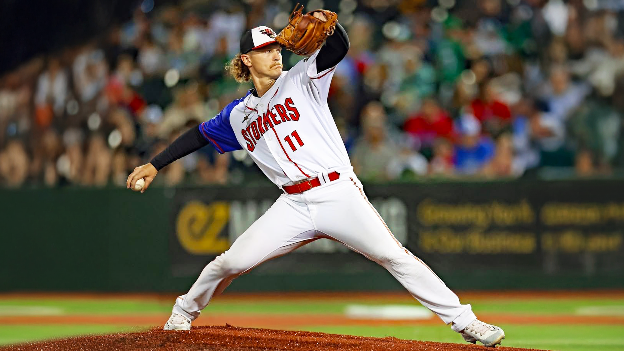 Scott Engler: Poder y Precisión desde el Montículo Rojo