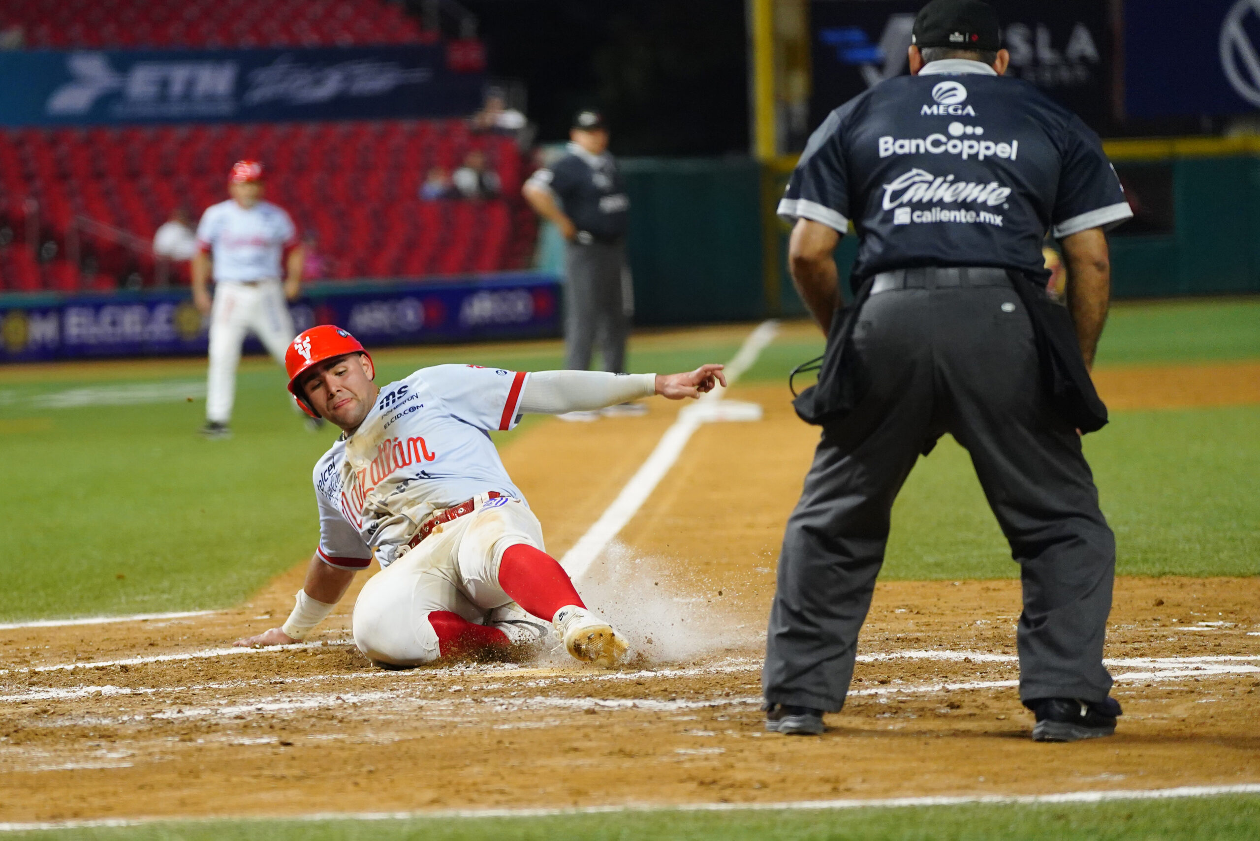 Venados de Mazatlán cierra serie ante Nayarit con emocionante encuentro