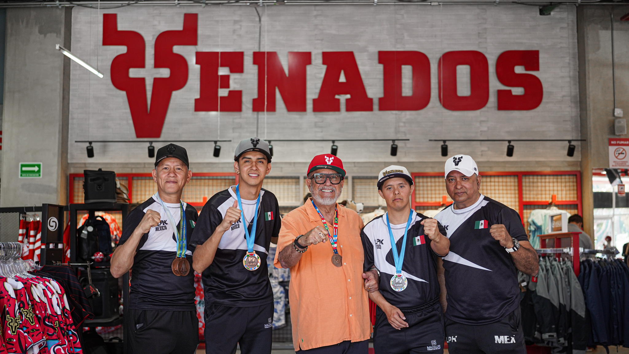 Venados de Mazatlán celebra cosecha de medallas de karatecas mazatlecos