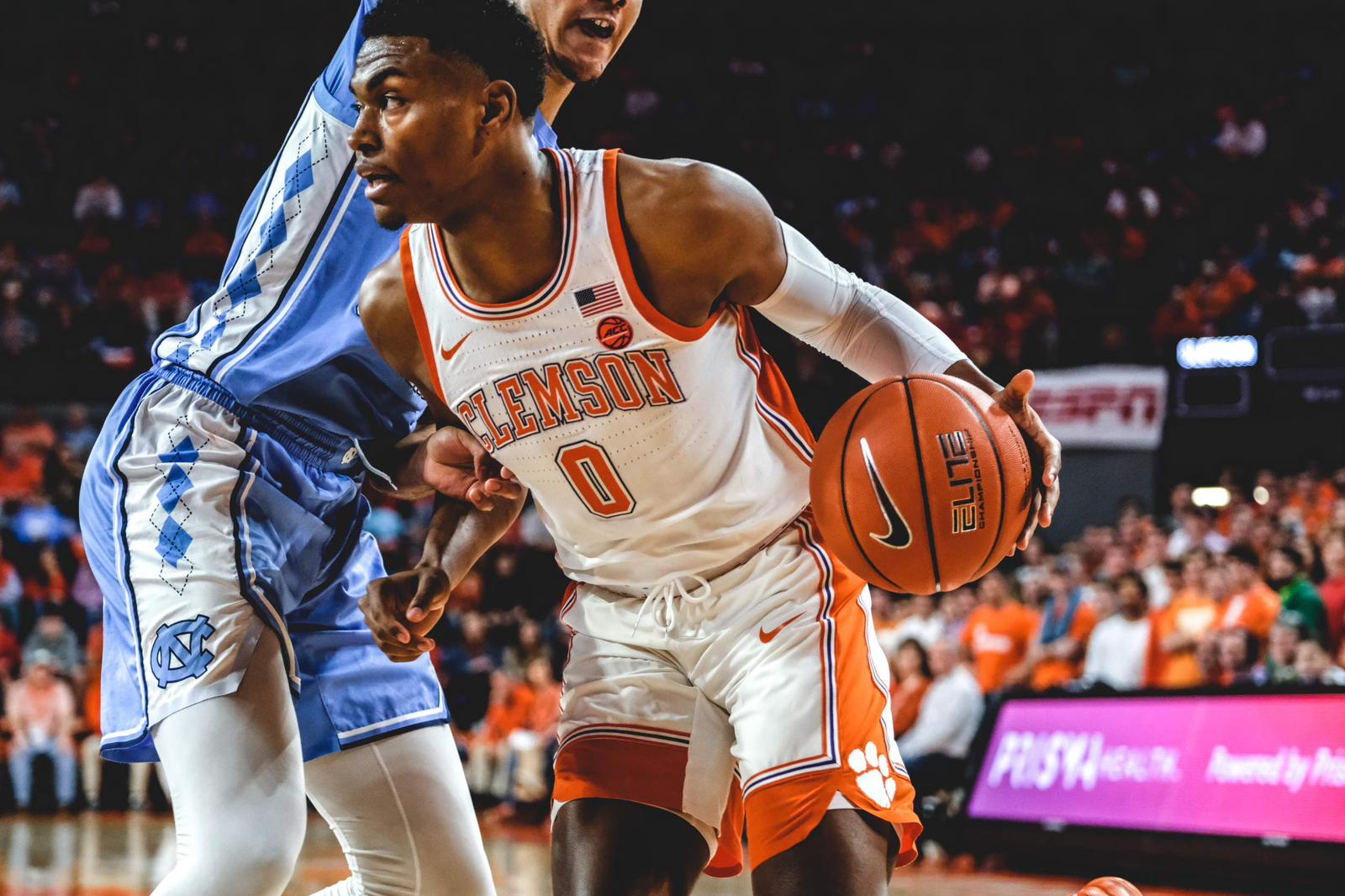 Velocidad, intensidad y ataque puro: Clyde Trapp llega a Venados Basketball