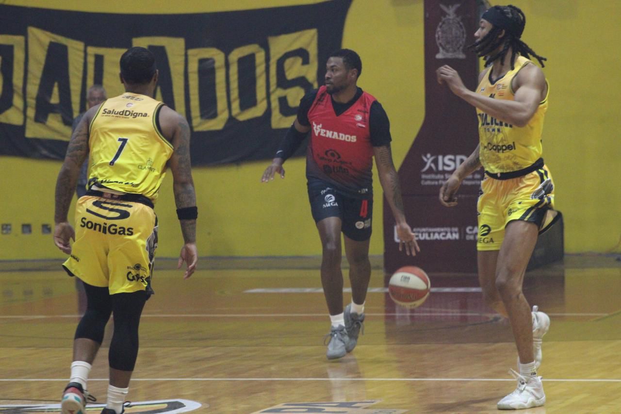 Venados brinda un duelo intenso en el inicio de serie en Culiacán