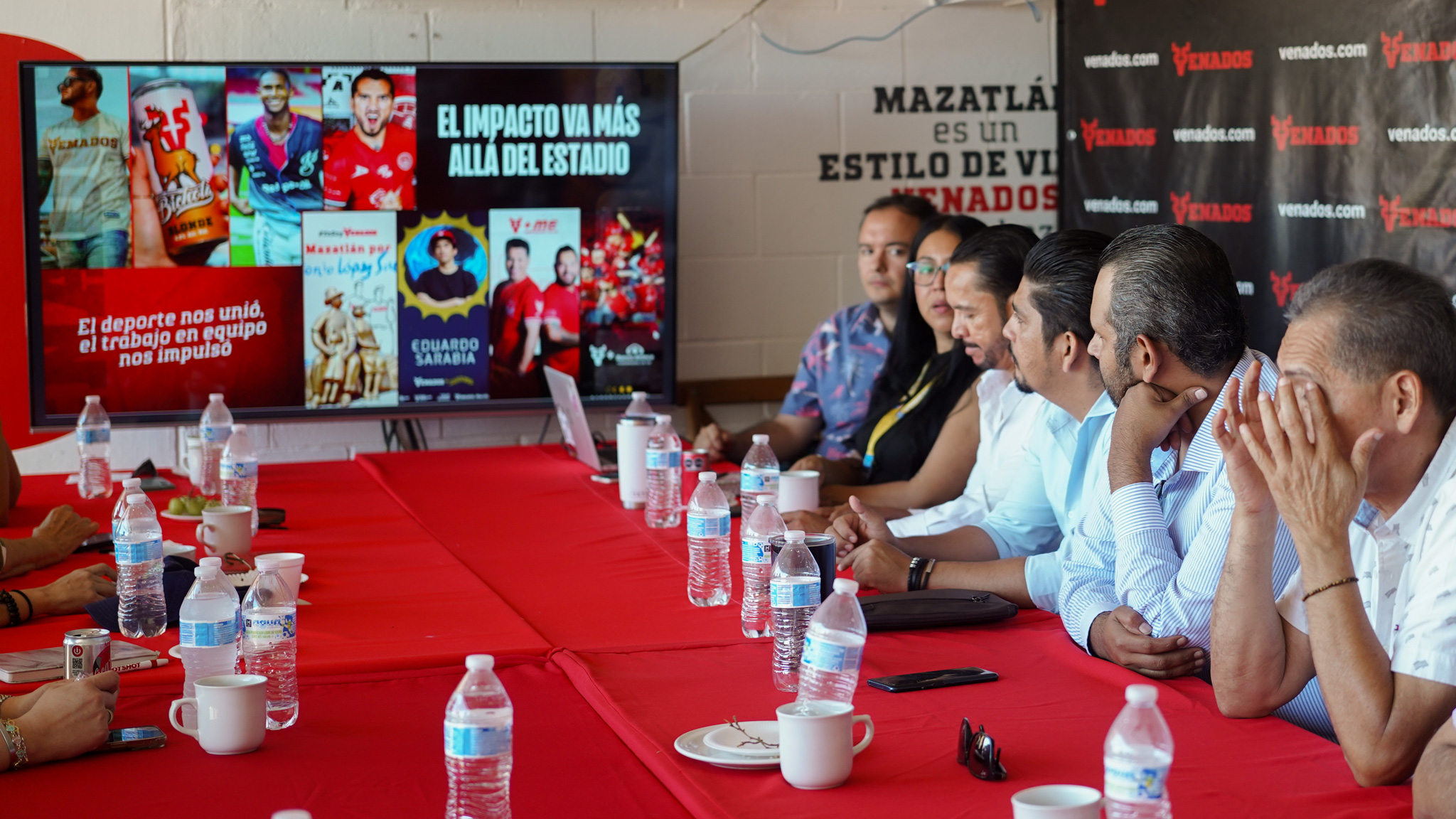 Canacintra y Venados de Mazatlán fortalecen alianza en sesión realizada en el Teodoro Mariscal