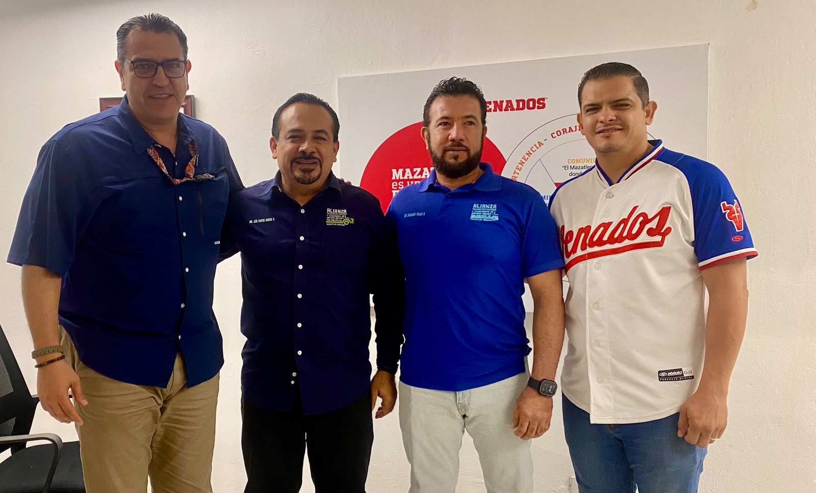 Venados fortalece lazos con el sector transportista de Mazatlán