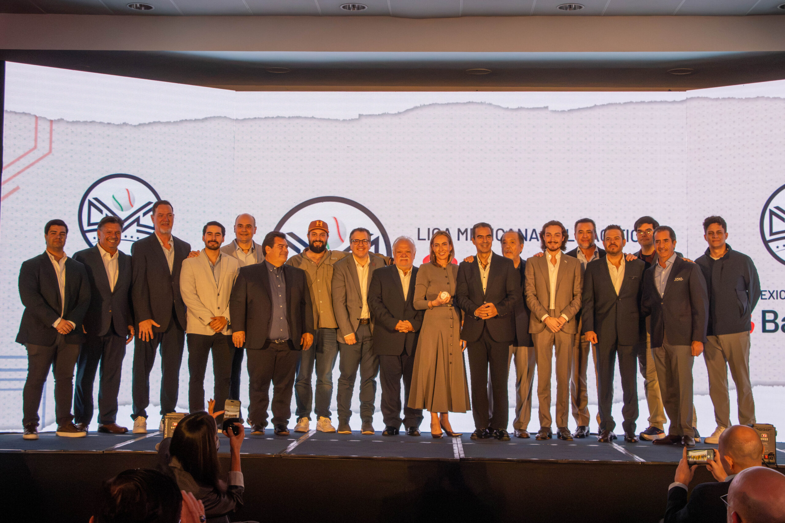 La Liga Mexicana del Pacífico presenta a Banamex como su nuevo socio estratégico y da a conocer su plan rumbo a 2030
