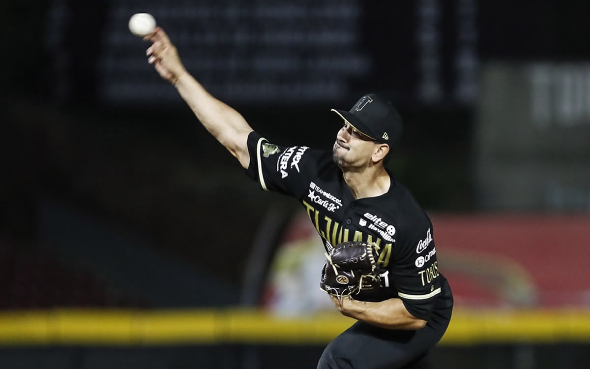 El lanzador de Venados de Mazatlán, Roel Ramírez, muestra dominio en verano y está listo para la Serie del Rey