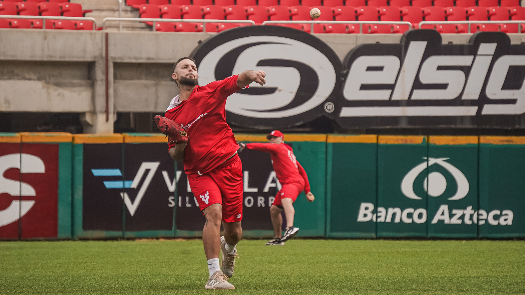 JONATHAN BERMÚDEZ LLEGA A VENADOS PARA IMPONERSE DESDE LA LOMA