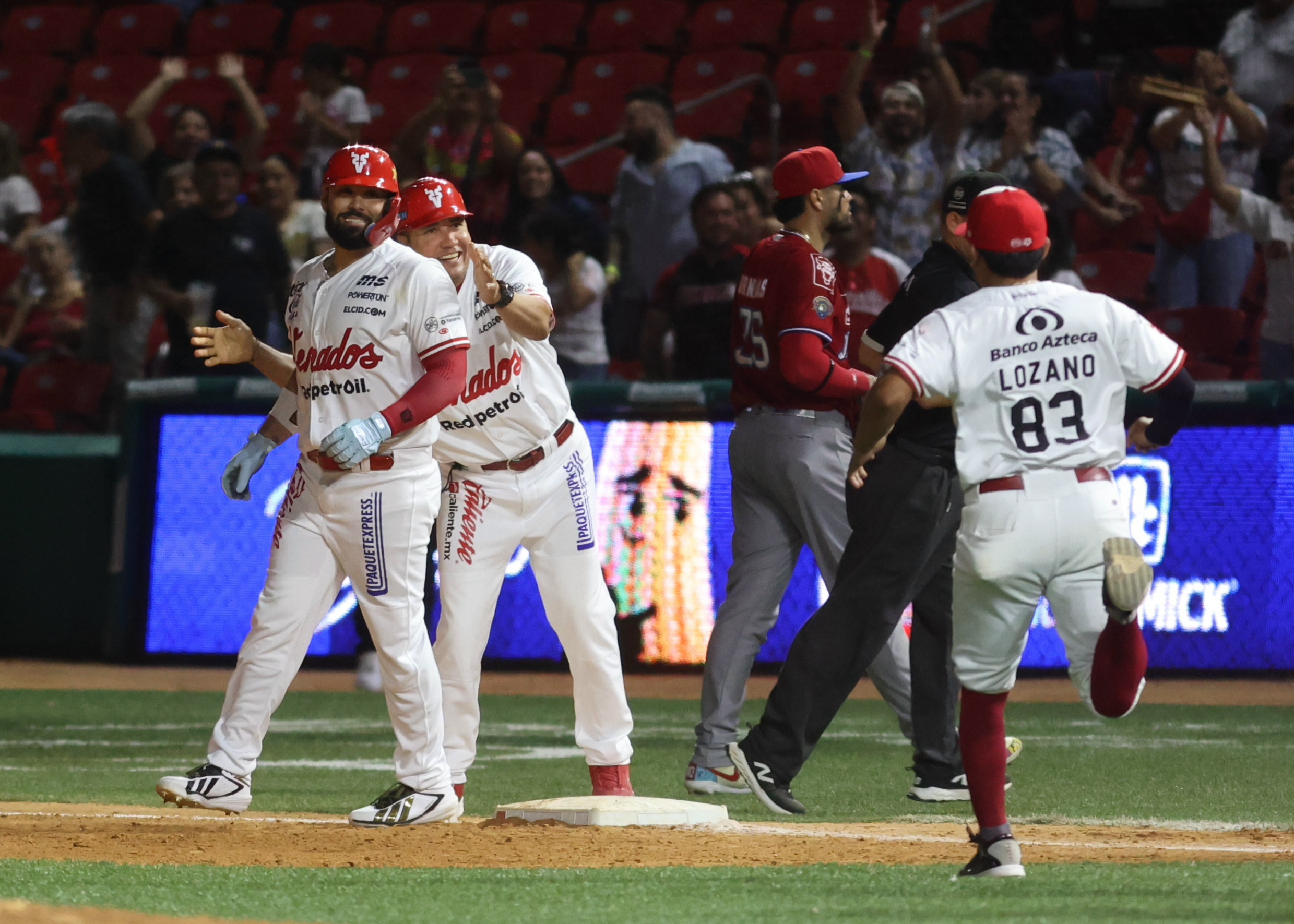 Venados de Mazatlán saca la casta en la novena entrada y se quedan con la serie en casa