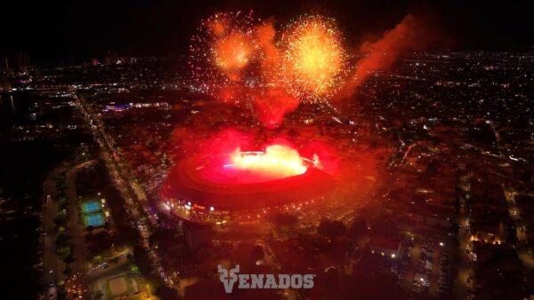 Así se iluminó el Teodoro Mariscal esta noche. Y que retumbe el corrido de Mazatlán,…